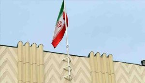 İran, topraklarına düşen roketlerle ilgili Ermenistan ve Azerbaycan’ı uyardı
