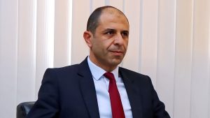 KIBRIS
                                        Özersay, 'Kıbrıs Türk Devleti' adını değerlendirdi, olasılıkları sıraladı