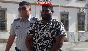 KIBRIS
                                        Ercan'dan çıkış yaparken tutuklandı