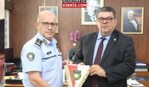 KIBRIS
                                        Maliye Bakanı Berova, Polis Genel Müdürü Kasım Kuni ile Görüştü