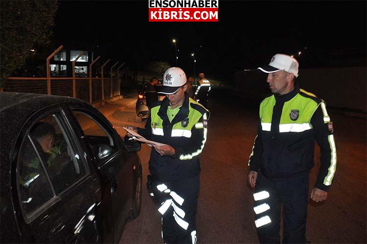 KIBRIS
                                        Polis ekipleri, trafikte göz açtırmıyor… 58 Vasıta trafikten men edildi…