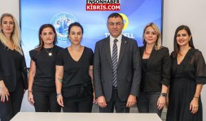 KIBRIS
                                        Şimal Kıbrıs Turkcell, Şampiyon Melekleri Yaşatma Derneği’ne 1 milyon TL bağış yapmış oldu