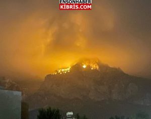 KIBRIS
                                        Beşparmak Dağları'nda yangın yok, St. Hilarion Kalesi’nin ışıkları yanıyor… 